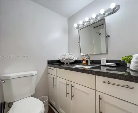7904 West Drive North Bay Village FL 33141