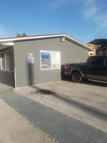 2855 NW 22nd Avenue Miami FL 33142