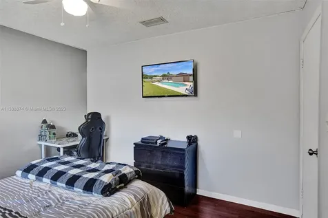 10419 NW 1st Place Coral Springs FL 33071