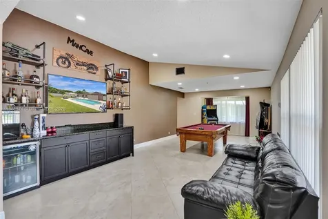 10419 NW 1st Place Coral Springs FL 33071