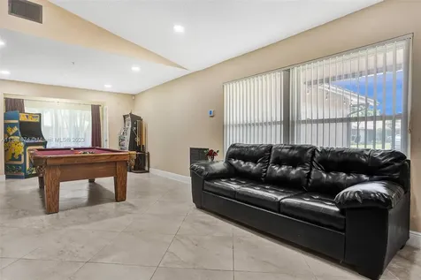 10419 NW 1st Place Coral Springs FL 33071