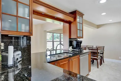 10419 NW 1st Place Coral Springs FL 33071