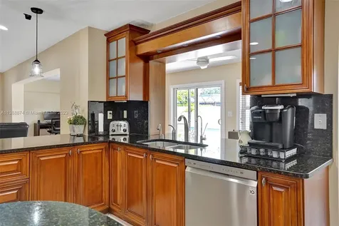 10419 NW 1st Place Coral Springs FL 33071