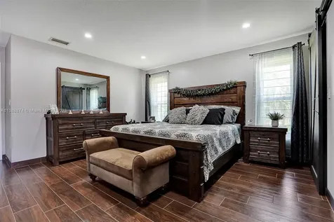 10419 NW 1st Place Coral Springs FL 33071