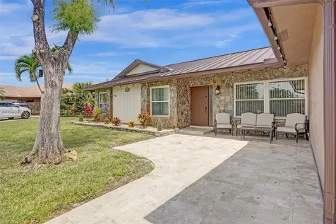 10419 NW 1st Place Coral Springs FL 33071