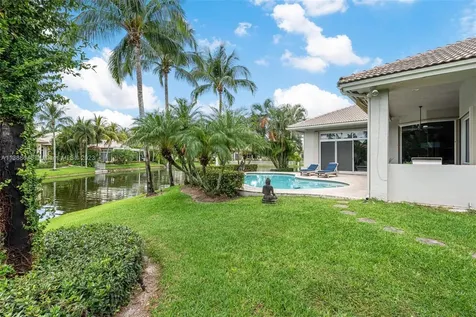 10990 Hawks Vista Street Plantation FL 33324