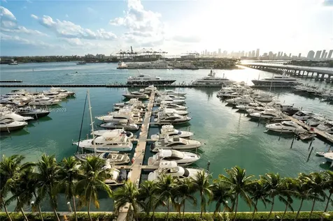 400 Alton Road Miami Beach FL 33139