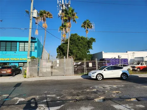 60 NW 20th Street Miami FL 33127