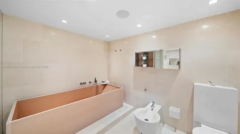 101 20th Street Miami Beach FL 33139