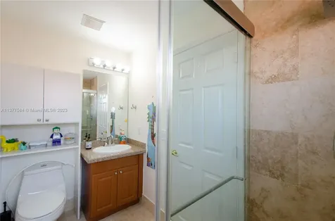 1385 NW 192nd Terrace Pembroke Pines FL 33029