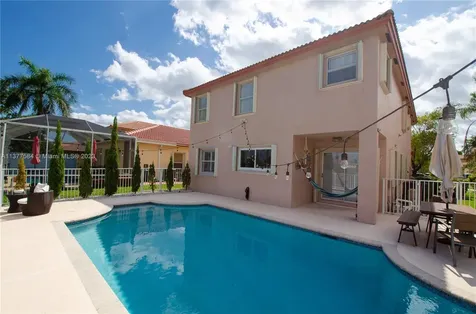 1385 NW 192nd Terrace Pembroke Pines FL 33029