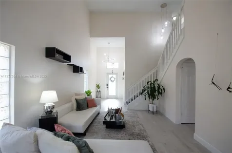 1385 NW 192nd Terrace Pembroke Pines FL 33029