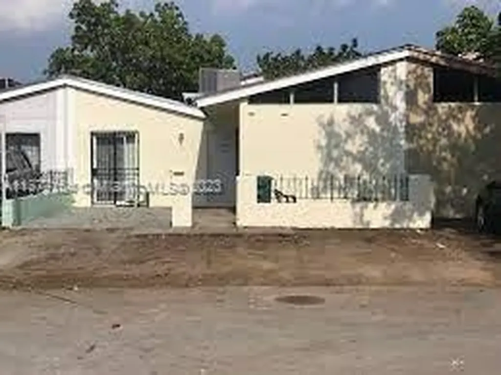4614 NW 185th Street Miami Gardens FL 33055