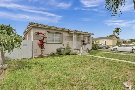 5240 NW 4th Terrace Miami FL 33126