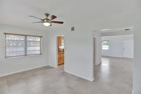 5240 NW 4th Terrace Miami FL 33126