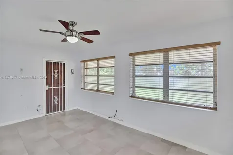 5240 NW 4th Terrace Miami FL 33126