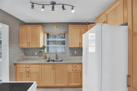 5240 NW 4th Terrace Miami FL 33126