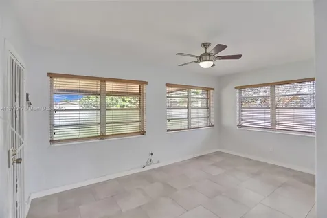 5240 NW 4th Terrace Miami FL 33126