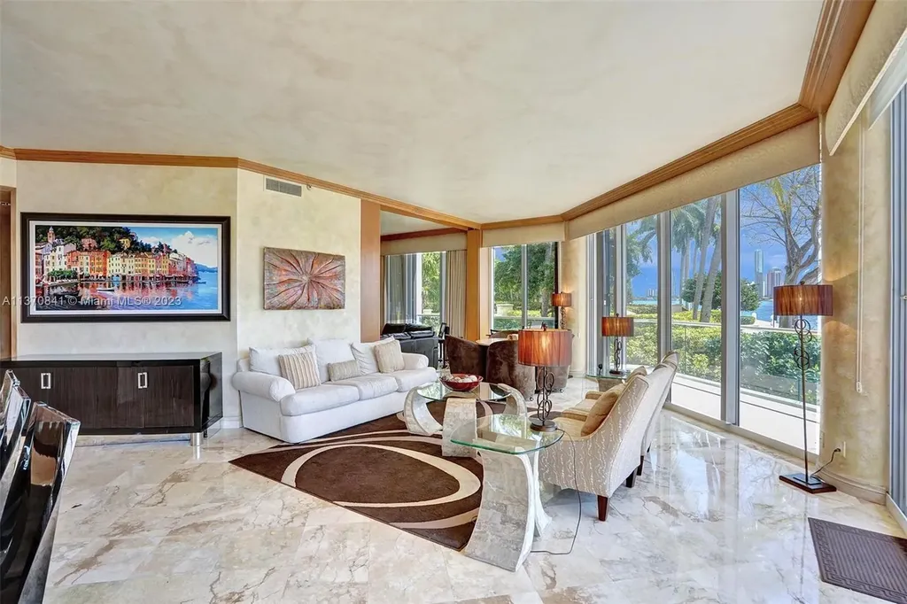 2600 Island Boulevard Aventura FL 33160
