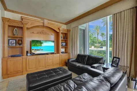 2600 Island Boulevard Aventura FL 33160
