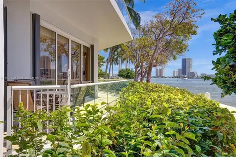 2600 Island Boulevard Aventura FL 33160