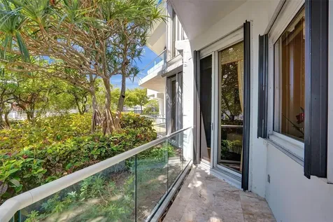 2600 Island Boulevard Aventura FL 33160