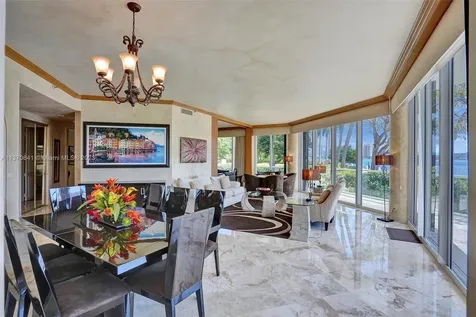 2600 Island Boulevard Aventura FL 33160