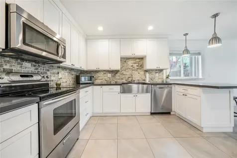 15057 SW 10th Street Sunrise FL 33326