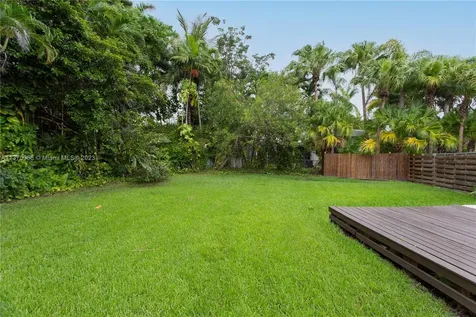 11250 W Biscayne Canal Road Miami FL 33161