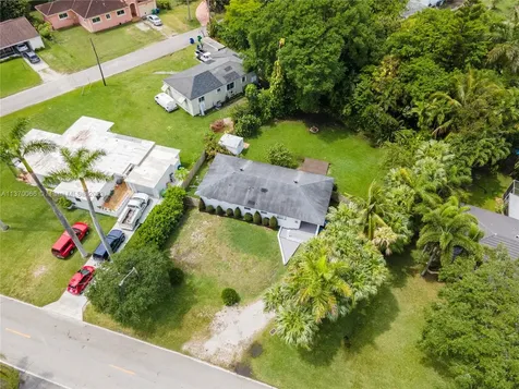 11250 W Biscayne Canal Road Miami FL 33161