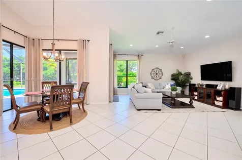 1014 Pine Branch Court Weston FL 33326