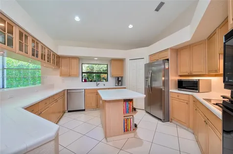 1014 Pine Branch Court Weston FL 33326