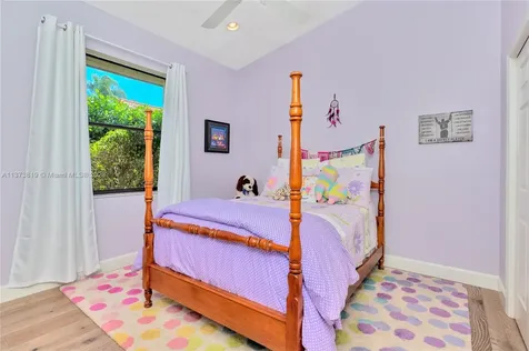 1014 Pine Branch Court Weston FL 33326