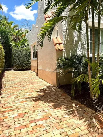 737 Navarre Avenue Coral Gables FL 33134