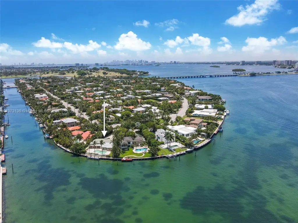 10321 E Broadview Drive Bay Harbor Islands FL 33154