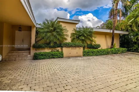 10321 E Broadview Drive Bay Harbor Islands FL 33154