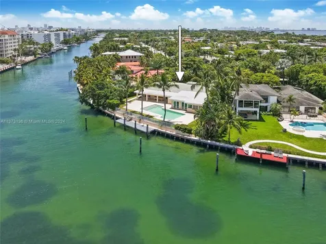 10321 E Broadview Drive Bay Harbor Islands FL 33154