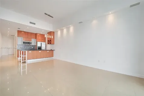 185 SW 7th Street Miami FL 33130