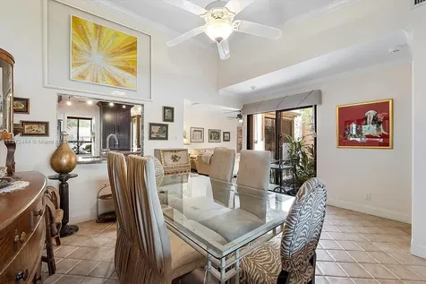 956 NW 79th Terrace Plantation FL 33324