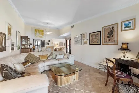 956 NW 79th Terrace Plantation FL 33324