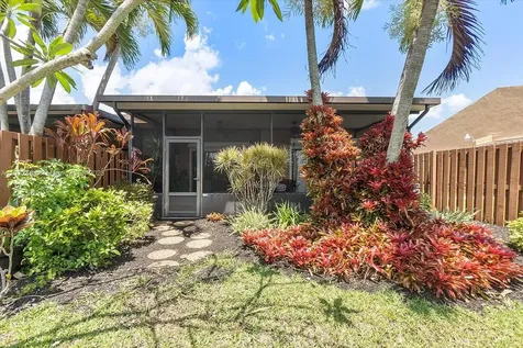 956 NW 79th Terrace Plantation FL 33324