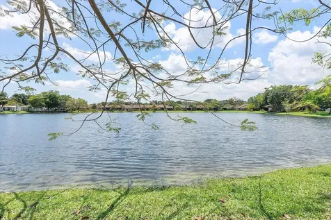 956 NW 79th Terrace Plantation FL 33324