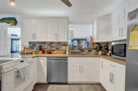 370 SE 6th Terrace Pompano Beach FL 33060