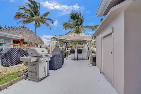 370 SE 6th Terrace Pompano Beach FL 33060