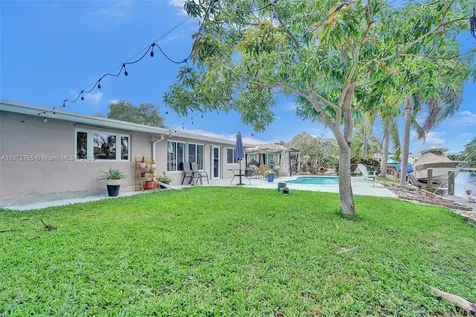 370 SE 6th Terrace Pompano Beach FL 33060