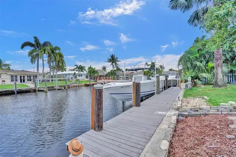 370 SE 6th Terrace Pompano Beach FL 33060