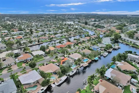 370 SE 6th Terrace Pompano Beach FL 33060