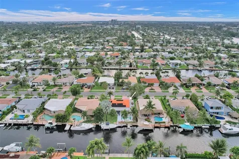 370 SE 6th Terrace Pompano Beach FL 33060