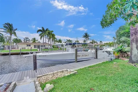 370 SE 6th Terrace Pompano Beach FL 33060