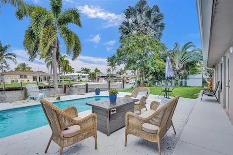370 SE 6th Terrace Pompano Beach FL 33060